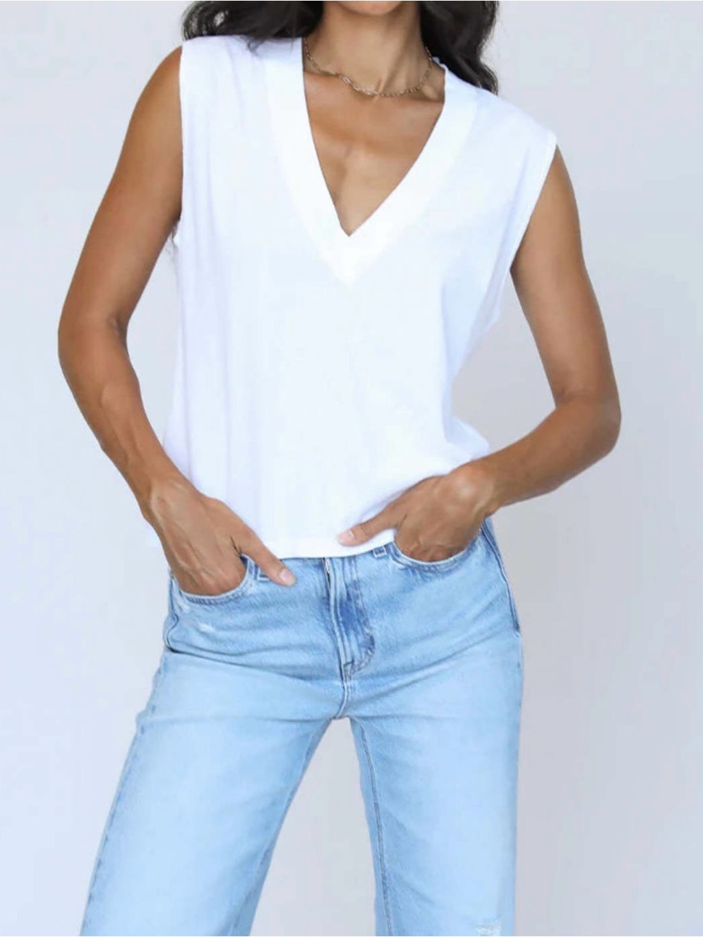 Zara Womens Retro Margot V-Neck Padded Sleeveless Tee